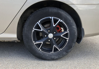 Подержанный автомобиль Hyundai Elantra Sedan 2010 года (15 фото)