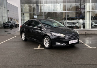 Подержанный автомобиль Ford Focus Sedan 2019 года (3 фото)