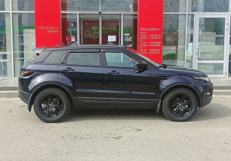 Подержанный автомобиль Land Rover Range Rover Evoque 2011 года (4 фото)
