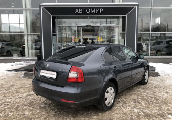 Подержанный автомобиль Skoda Octavia Liftback 2012 года (5 фото)