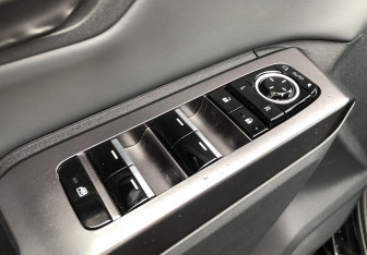Новый Toyota RAV4 2026 (13 фото)