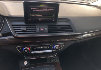 Подержанный автомобиль Audi Q5 2019 года (14 фото)