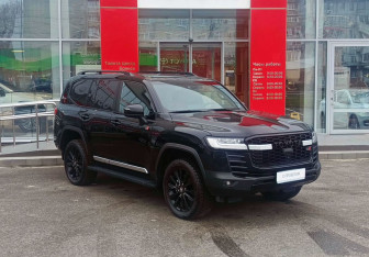 Подержанный автомобиль Toyota Land Cruiser Suv 2022 года (3 фото)