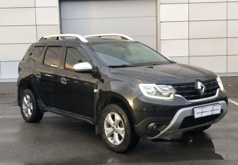 Подержанный автомобиль Renault Duster 2021 года (3 фото)