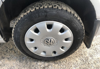 Подержанный автомобиль Volkswagen Caddy Compactvan 2010 года (14 фото)