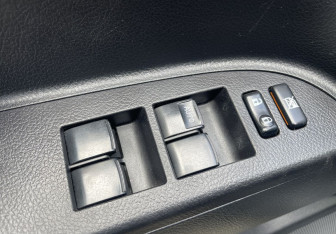 Подержанный автомобиль Toyota Highlander 2013 года (13 фото)