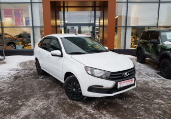 Подержанный автомобиль LADA (ВАЗ) Granta Liftback 2024 года (3 фото)