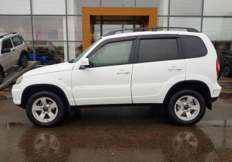 Подержанный автомобиль Chevrolet Niva 2018 года (8 фото)