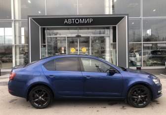 Подержанный автомобиль Skoda Octavia Liftback 2019 года (4 фото)