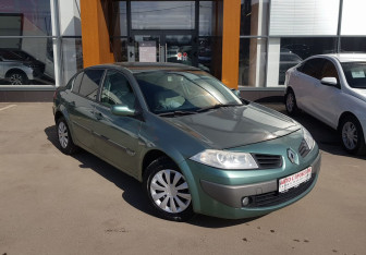 Подержанный автомобиль Renault Megane Sedan 2006 года (3 фото)