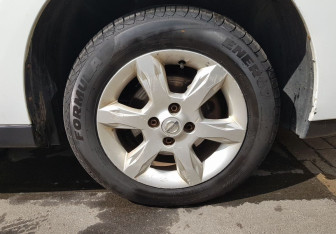 Подержанный автомобиль Nissan Almera Sedan 2016 года (12 фото)