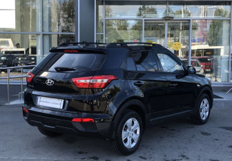 Подержанный автомобиль Hyundai Creta 2020 года (5 фото)