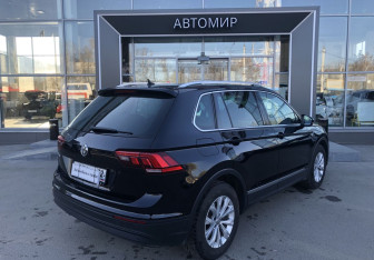 Подержанный автомобиль Volkswagen Tiguan 2018 года (5 фото)