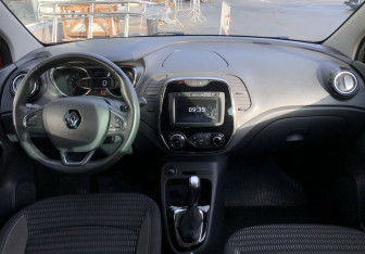 Подержанный автомобиль Renault Kaptur 2019 года (11 фото)