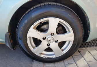 Подержанный автомобиль Chevrolet Lacetti Hatchback 2004 года (12 фото)