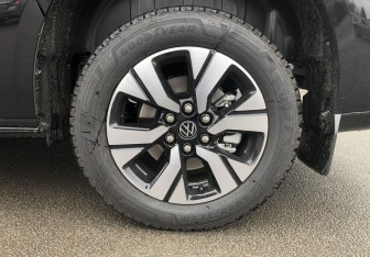 Новый Volkswagen Caravelle 2025 (16 фото)