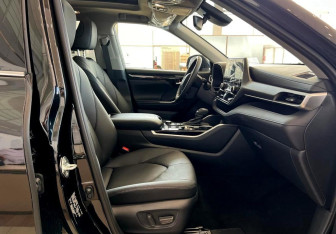 Новый Toyota Highlander 2025 (15 фото)