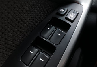 Подержанный автомобиль Kia Cerato Sedan 2011 года (13 фото)