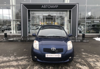 Подержанный автомобиль Toyota Yaris Hatchback 2007 года (2 фото)