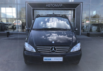 Подержанный автомобиль Mercedes-Benz Viano 2004 года (2 фото)