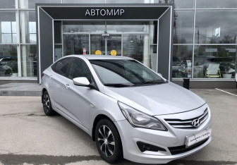 Подержанный автомобиль Hyundai Solaris Sedan 2015 года (3 фото)