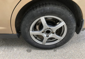 Подержанный автомобиль Nissan Tiida Sedan 2007 года (15 фото)