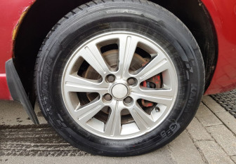 Подержанный автомобиль Fiat Albea 2007 года (12 фото)