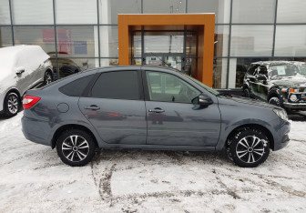 Подержанный автомобиль LADA (ВАЗ) Granta Liftback 2024 года (4 фото)