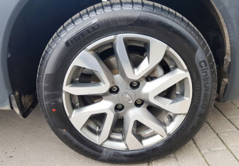 Подержанный автомобиль LADA (ВАЗ) Granta Wagon 2023 года (12 фото)