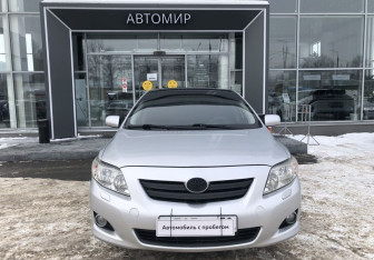 Подержанный автомобиль Toyota Corolla Sedan 2007 года (2 фото)