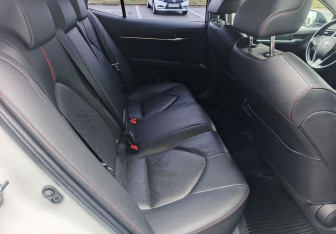 Подержанный автомобиль Toyota Camry Sedan 2021 года (16 фото)