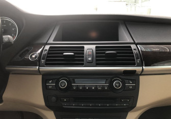 Подержанный автомобиль BMW X5 2008 года (16 фото)