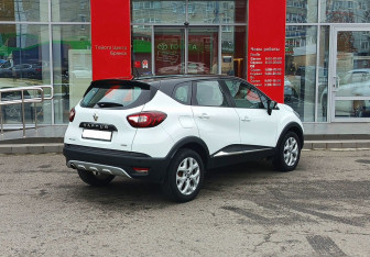Подержанный автомобиль Renault Kaptur 2016 года (5 фото)