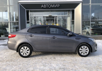 Подержанный автомобиль Kia Rio Sedan 2012 года (4 фото)