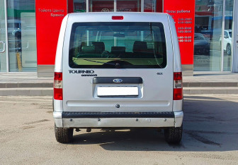 Подержанный автомобиль Ford Tourneo Connect Compactvan 2007 года (6 фото)
