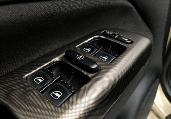 Подержанный автомобиль Volkswagen Bora Sedan 2002 года (12 фото)