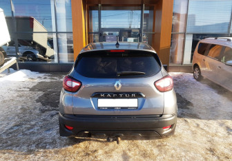 Подержанный автомобиль Renault Kaptur 2020 года (6 фото)