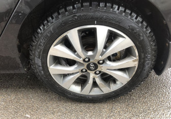 Подержанный автомобиль Hyundai Solaris Sedan 2014 года (11 фото)