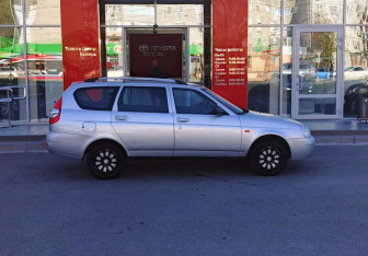 Подержанный автомобиль LADA (ВАЗ) Priora Wagon 2011 года (4 фото)