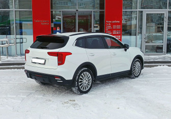 Подержанный автомобиль Haval Jolion 2024 года (5 фото)