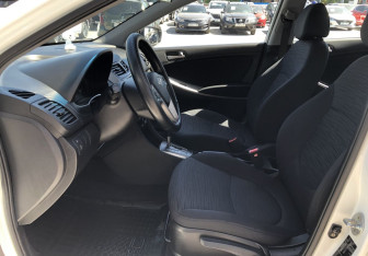 Подержанный автомобиль Hyundai Solaris Sedan 2014 года (9 фото)