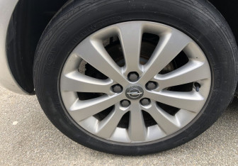 Подержанный автомобиль Opel Astra Hatchback 2010 года (15 фото)