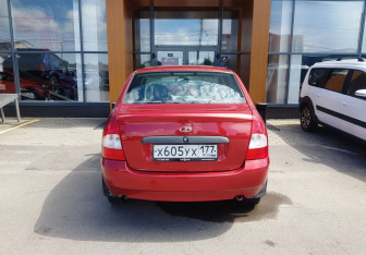 Подержанный автомобиль LADA (ВАЗ) Kalina Sedan 2007 года (6 фото)