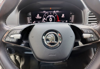 Подержанный автомобиль Skoda Karoq 2020 года (18 фото)