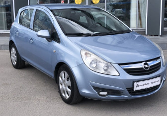 Подержанный автомобиль Opel Corsa 2008 года (3 фото)
