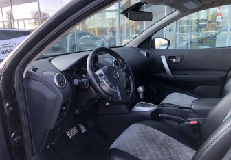 Подержанный автомобиль Nissan Qashqai 2011 года (9 фото)