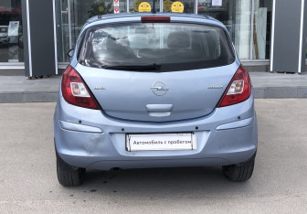 Подержанный автомобиль Opel Corsa 2008 года (6 фото)