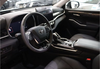 Новый Toyota Highlander 2026 (11 фото)
