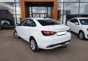Подержанный автомобиль LADA (ВАЗ) Vesta Sedan 2023 года (7 фото)