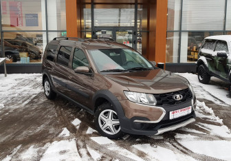 Подержанный автомобиль LADA (ВАЗ) Largus Wagon 2021 года (3 фото)